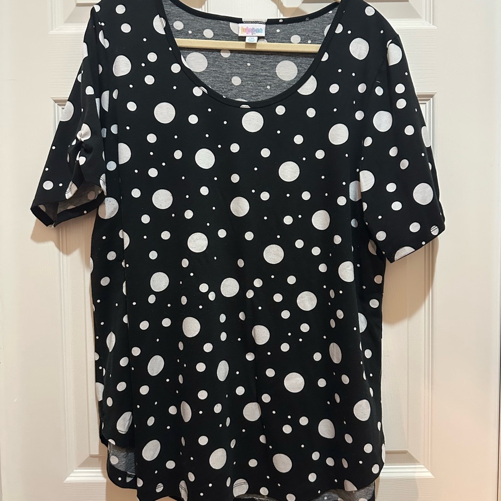 LuLaRoe Black and White Polka Dot Short Sleeve Top